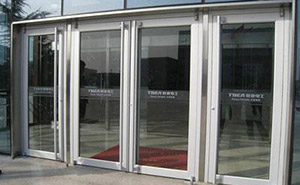 雙開(kāi)肯德基門(mén) - 雙開(kāi)肯德基門(mén)