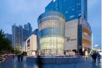 上海P66恒隆廣場車牌自動識別系統(tǒng)案例 - 中出網(wǎng)-智能出入口與停車充電門戶