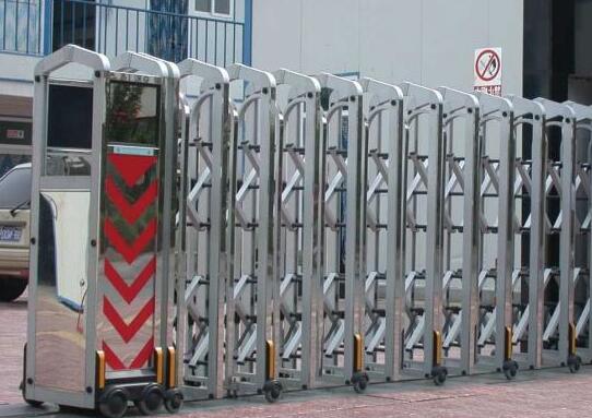 不銹鋼伸縮門 - 伸縮門