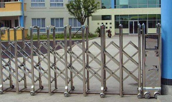 石家莊出安智能電動伸縮門成功落地帝王國際