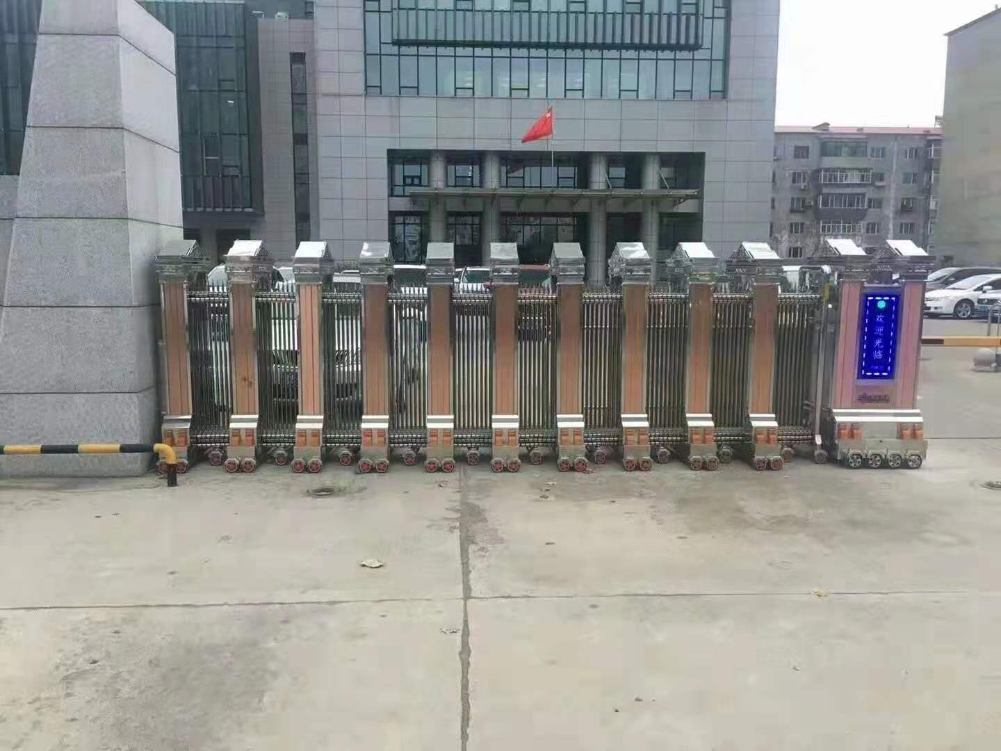 佳木斯廣電大廈- 金碧輝煌6號(hào)工程案例 - 中出網(wǎng)-智能出入口與停車充電門戶