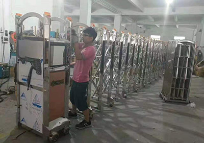 變形金剛系列案例 - 中出網-智能出入口與停車充電門戶