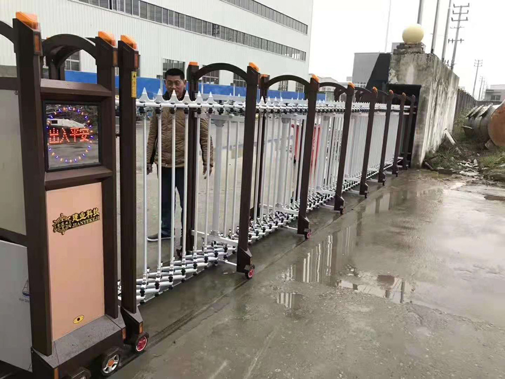 變形金剛系列案例 - 中出網(wǎng)-智能出入口與停車充電門戶