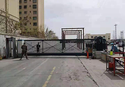 懸浮門(mén)系列工程案例 - 中出網(wǎng)-智能出入口與停車(chē)充電門(mén)戶(hù)