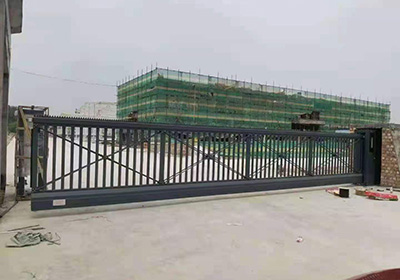 懸浮門(mén)系列工程案例 - 中出網(wǎng)-智能出入口與停車(chē)充電門(mén)戶(hù)