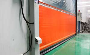 萬容科技快速卷簾門案例 - 中出網-智能出入口與停車充電門戶