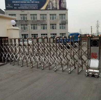 保定出安智能電動(dòng)伸縮門為保定嘉盛光電科技股份有限公司提供保駕護(hù)