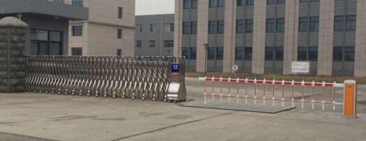 寧波出安智能伸縮門安裝在寧波威孚天力增壓技術有限公司