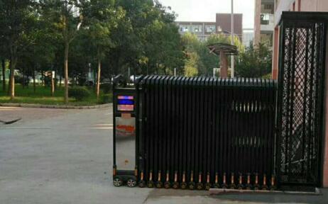 寧波出安智能電動伸縮門閃亮在中國鐵建花語江灣