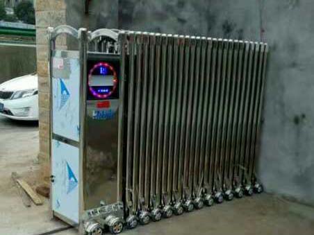 熱烈祝賀鄭州出安智能電動(dòng)伸縮門進(jìn)駐鄭州銀三角鴻運(yùn)機(jī)械制造有限公司