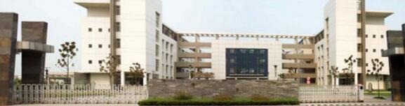 南通出安智能伸縮門成南通市如皋中學一道亮麗風景