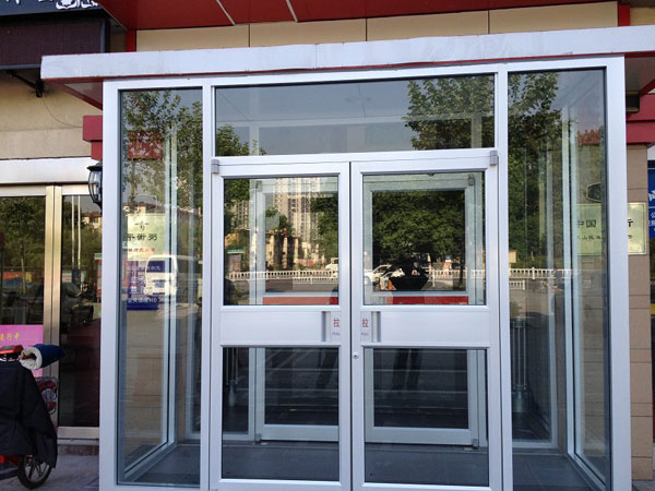 喜迎臨沂出安智能肯德基門進(jìn)駐臨沂平衡粥店連鎖店