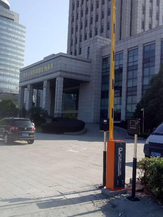 感謝椒江海關(guān)一直以來對臺州出安智能道閘的支持！