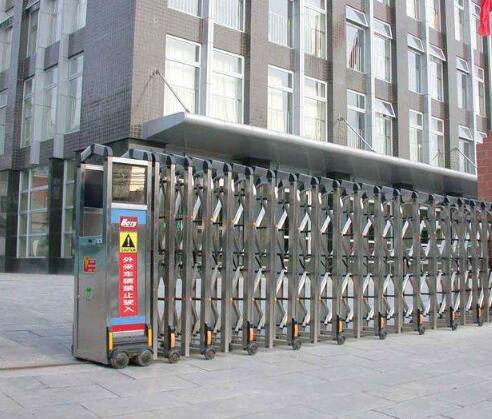 臺州出安智能電動伸縮門亮相在臺州初級中學大門口