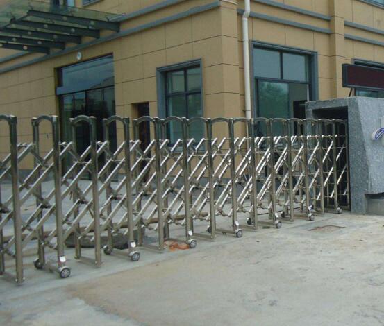 熱烈祝賀臺(tái)州出安智能伸縮門進(jìn)駐巨鼎紅郡