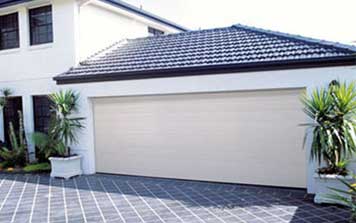 車庫(kù)門 - 車庫(kù)門