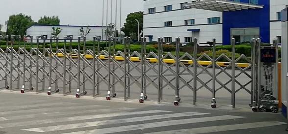 金華電動伸縮門