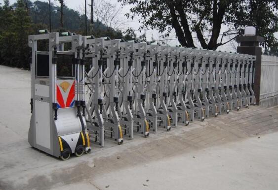 邯鄲市第二財(cái)經(jīng)學(xué)校選擇邯鄲出安智能為伸縮門供貨商