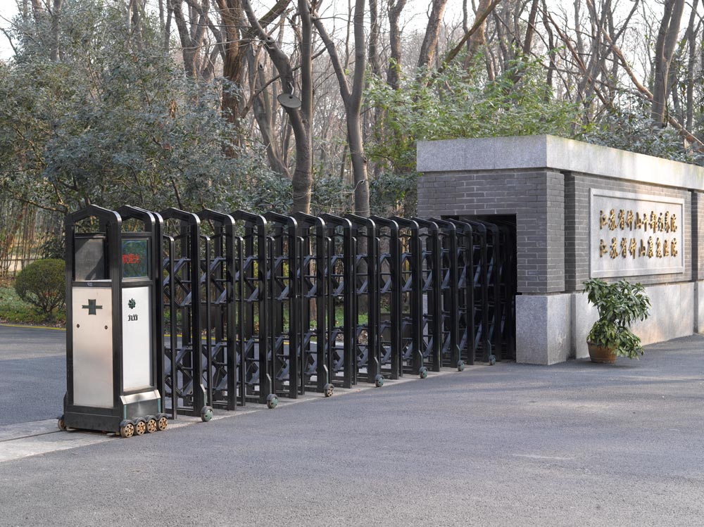 熱烈祝賀中山出安智能電動伸縮門進駐中山干部療養(yǎng)院