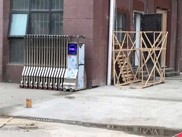 喜迎淮安出安智能電動(dòng)伸縮門(mén)進(jìn)駐淮安洪澤郵儲(chǔ)銀行