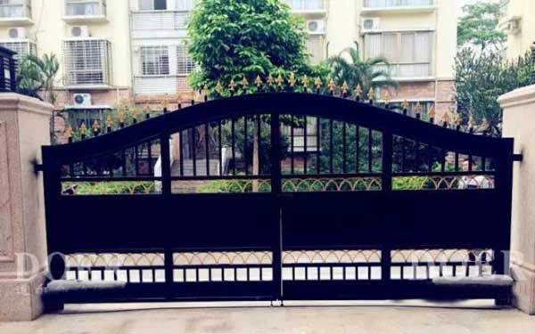 感謝江門華茵堡選用江門出安智能開門機(jī)