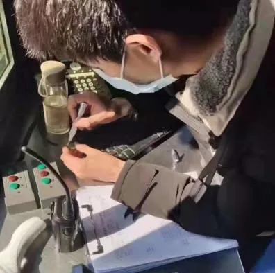 北京合景-三聯(lián)按鈕檢測