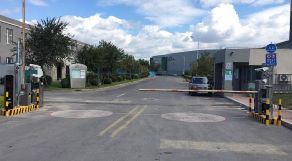 入口道閘水平、垂直調(diào)整后檢測