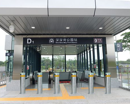 升降柱 - 中出網(wǎng)-智能出入口與停車充電門戶