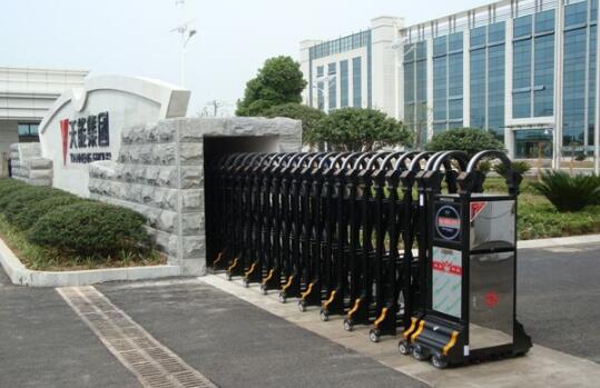 天能集團安裝對湖州出安智能伸縮門正式投入使用