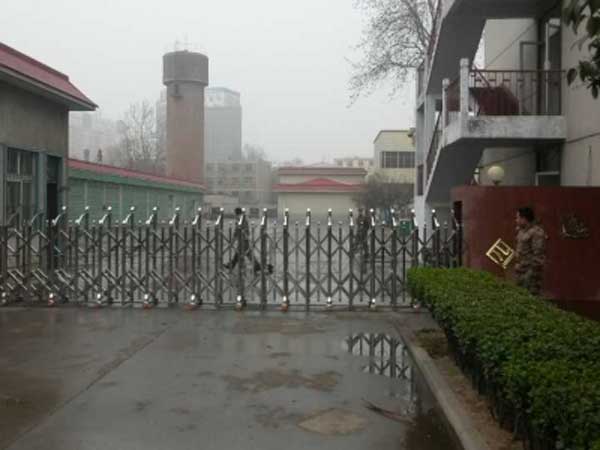 熱烈祝賀新鄉(xiāng)出安智能電動(dòng)伸縮門(mén)進(jìn)駐新鄉(xiāng)空軍部隊(duì)