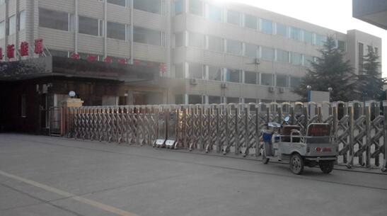 邢臺(tái)出安智能伸縮門為紅星汽車項(xiàng)目提供保駕護(hù)航