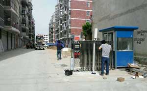 黃岡碧桂園電動伸縮門案例