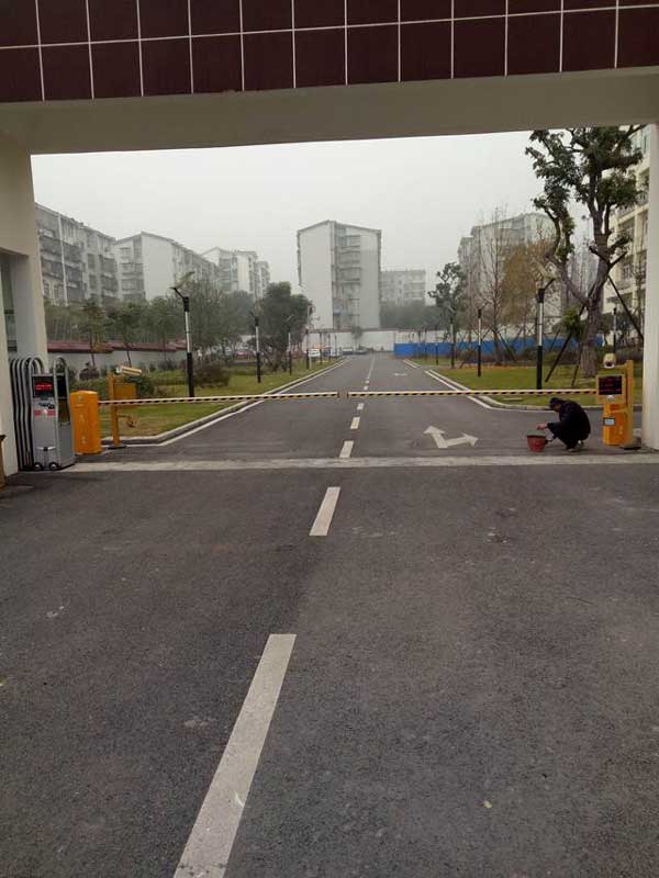 慶賀瀘州出安智能車牌識(shí)別系統(tǒng)進(jìn)駐四川省納溪供電有限責(zé)任公司