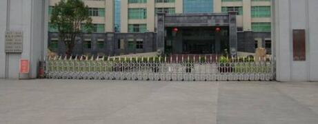 水遠管業(yè)選用張家口出安智能電動伸縮門是明智之舉