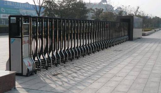 張家口出安智能電動伸縮門成為張家口康乾機(jī)械有限公司的守門神