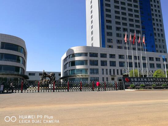 承德出安智能伸縮門讓云南人民電力電氣有限公司更加安全