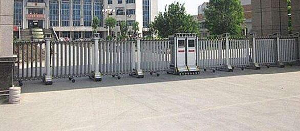 承德市中心醫(yī)院選擇承德出安智能為電動(dòng)伸縮門供貨商