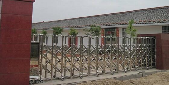 鳴謝承德民族職業(yè)技術(shù)學(xué)院應(yīng)用承德出安智能電動伸縮門