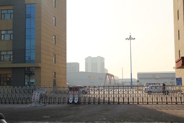 熱烈祝賀齊齊哈爾出安智能電動伸縮門進(jìn)駐齊齊哈爾市安運(yùn)駕校