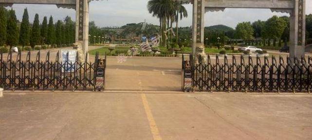 秦皇島市海港區(qū)東港路小學(xué)采購(gòu)秦皇島出安智能伸縮門