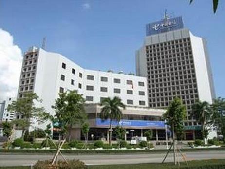 中國電信陽江分公司電動(dòng)伸縮門案例 - 中出網(wǎng)-智能出入口與停車充電門戶