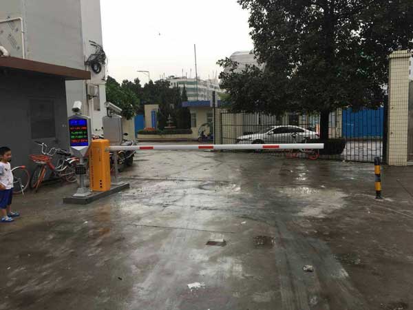 慶賀六盤(pán)水出安智能停車(chē)場(chǎng)管理系統(tǒng)進(jìn)駐六盤(pán)水天一盛世科貿(mào)有限公司