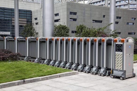 衢州出安智能為衢州市中綠機(jī)械制造有限公司添上伸縮門