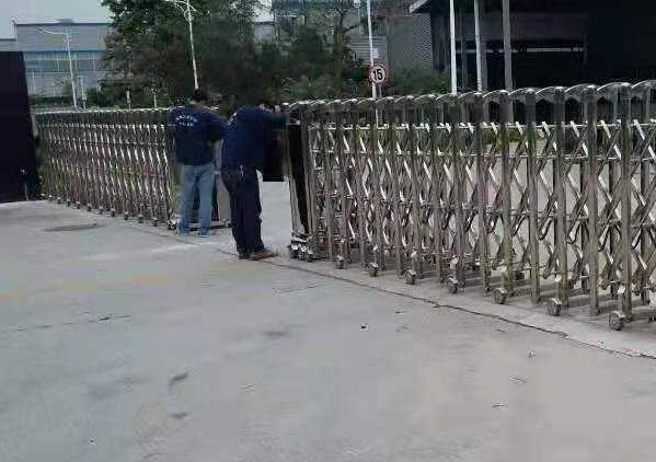 舟山出安智能伸縮門在舟山商貿(mào)集團有限公司這塊寶地上長駐