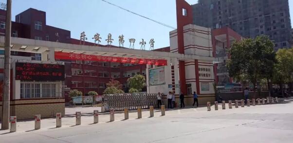 撫州升降柱如同站崗的士兵 時(shí)刻守護(hù)著樂安縣第四小學(xué)