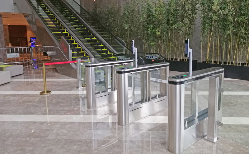 人臉識別考勤閘機