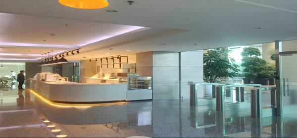 北京滴滴出行辦公樓擺閘通道安裝 - 中出網(wǎng)-智能出入口與停車充電門戶