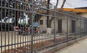 梅州梅縣機(jī)場生活區(qū)護(hù)欄案例