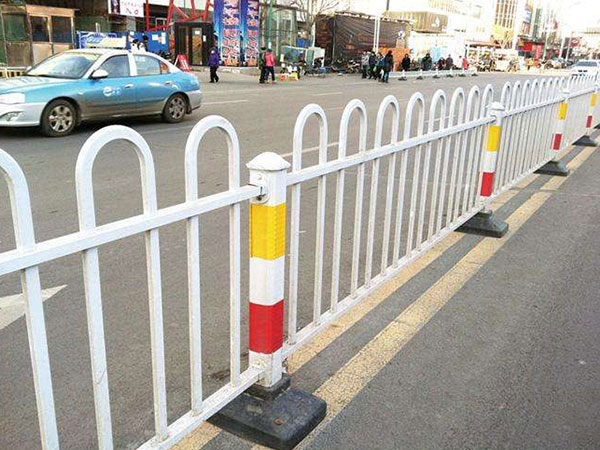 京式道路護(hù)欄6
