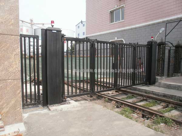 慶賀佳木斯出安智能懸浮門進駐吉慶糧油有限公司